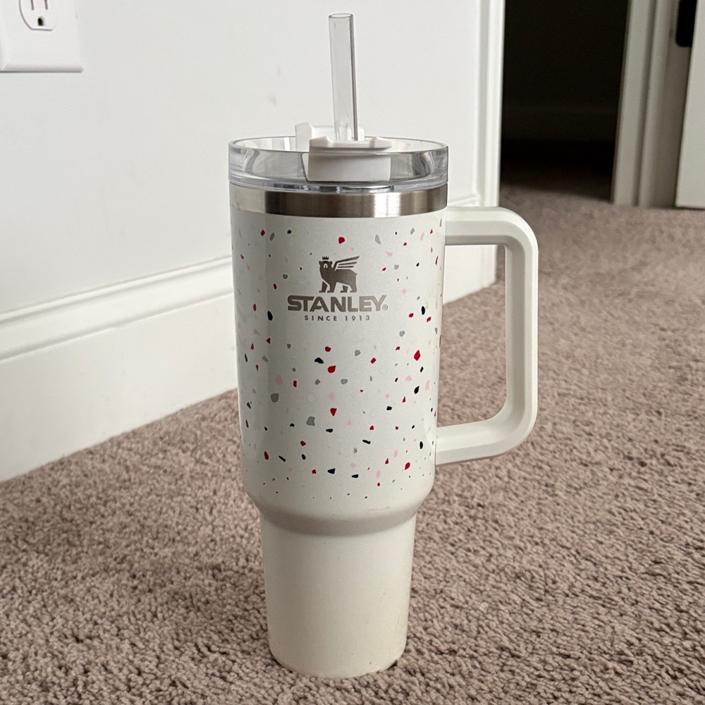 Stanley White and Red Speckled Mug with Handle